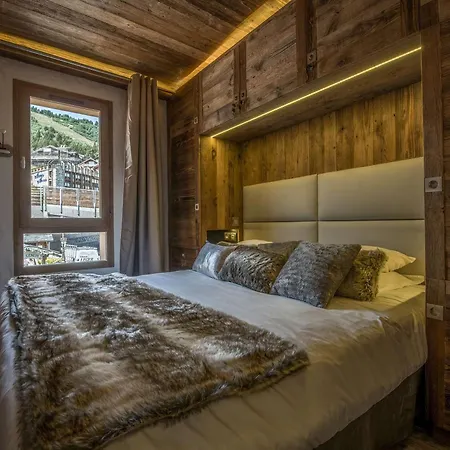 Chalet 50m2 Pour 4 A 1850 - Centre, Proche Pistes Et Remontees, Wifi - Fr-1-631-214 Courchevel
