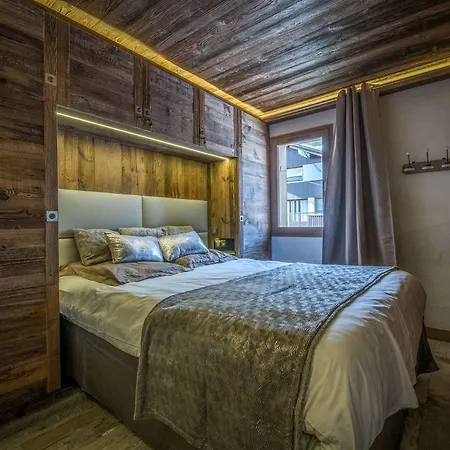 Apartment Chalet 50m2 Pour 4 A 1850 - Centre, Proche Pistes Et Remontees, Wifi - Fr-1-631-214